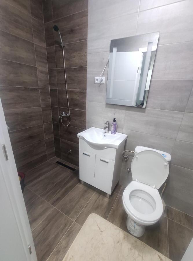 Neer Daire Zivinice Dış mekan fotoğraf